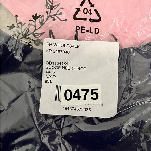 Free People Intimately M/L NWT Scoop Neck Crop Tank Basics Minimalist Bohemian - Picture 7 of 7